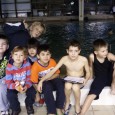 U subotu 27.12.2014.godine u Novom Sadu održan je 17. tradicionalni novogodišnji međunarodni plivački miting pod nazivom “Deda Mraz”. Plivalo se na malom (25 metarskom) bazenu, sa 8 staza i elektronskim […]