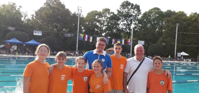 U subotu 03.09.2022.godine, u Harkanju (Mađarska) je održan jedan od najstarijih plivačkih mitinga u regionu i Evropi, 37. Međunarodni plivački miting ”Harkanj Sprint 2022”, koji je ujedno i memorijal ”Dr.Jozsef […]